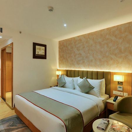 Clarion Hotel Bangalore Yesvantpur Buitenkant foto