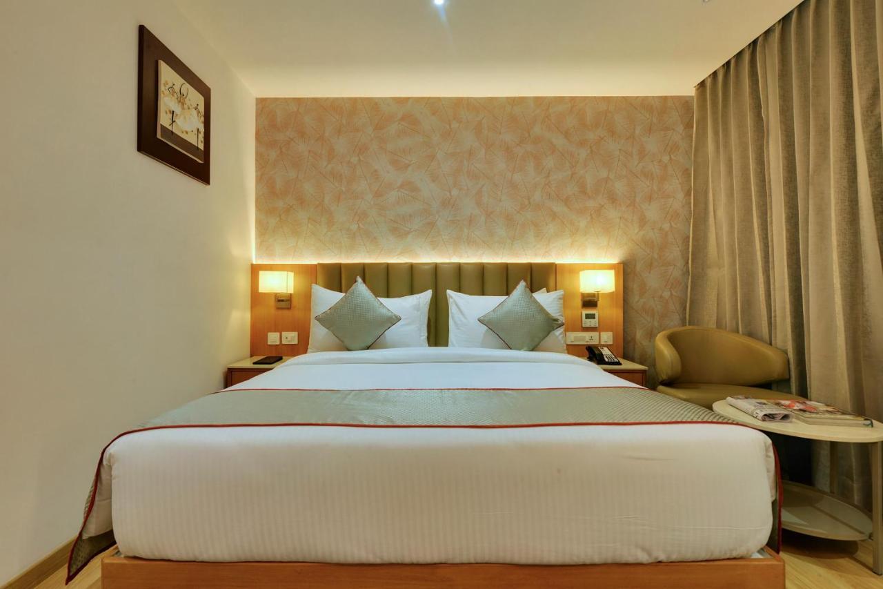 Clarion Hotel Bangalore Yesvantpur Buitenkant foto