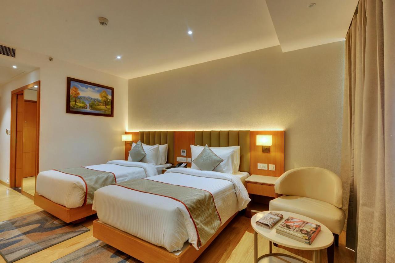 Clarion Hotel Bangalore Yesvantpur Buitenkant foto