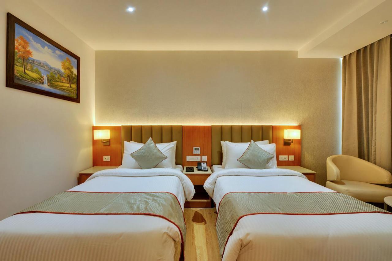 Clarion Hotel Bangalore Yesvantpur Buitenkant foto
